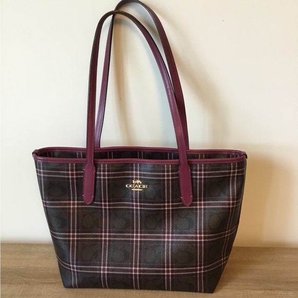 Vintage Coach NY Field Plaid Zip Top Tote Shoulder Bag Signature C’s & Dustbag - Picture 2 of 14